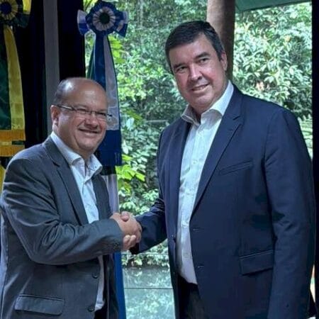 Riedel sai de férias oficialmente e Barbosinha assume ‘mais um grande desafio’