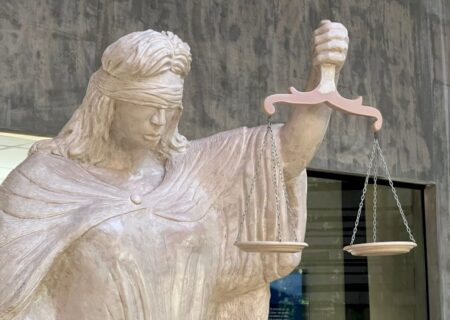 Justiça de MS condena ex-modelo e apresentadora por danos morais a jornalista
