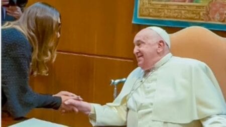 Janja se encontra com o papa Francisco: É sempre uma emoção