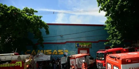 Império Serrano diz que toda produção de fantasias da escola é feita em fábrica que pegou fogo
