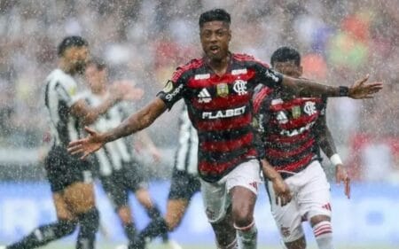 Flamengo é tricampeão da Supercopa em Belém