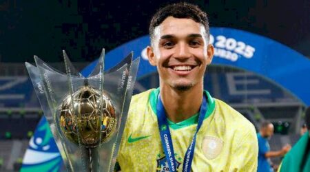 Pilar na conquista do Sul-Americano Sub-20, zagueiro de MS comemora título