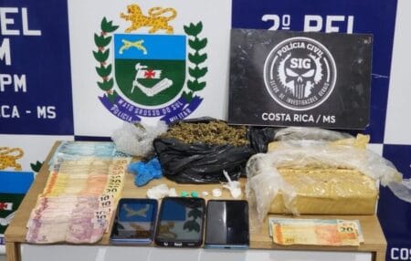 Carro funerário com dois corpos estava recheado de drogas