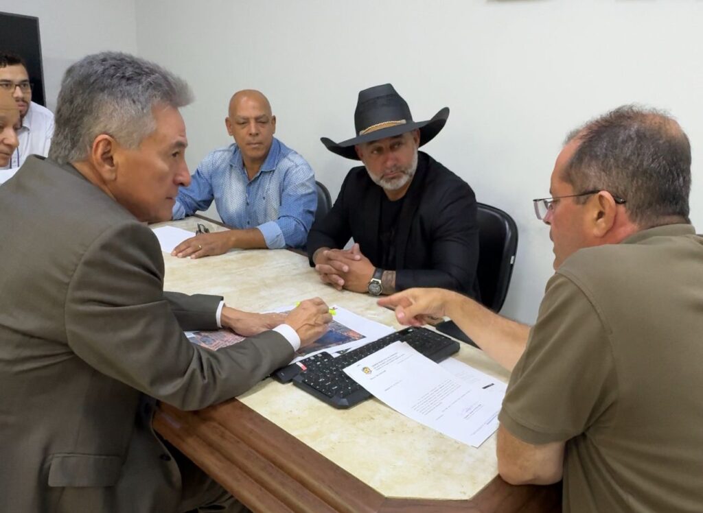 Em reunião no Dnit, Deputado Hashioka e prefeito de Ivinhema solicitam melhorias na BR-376