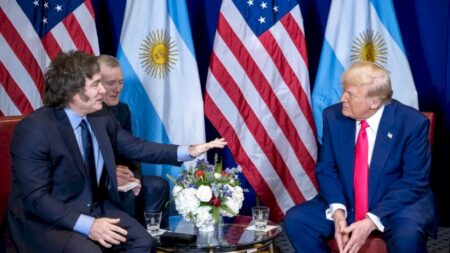 Trump diz considerar um tratado de livre comércio com a Argentina