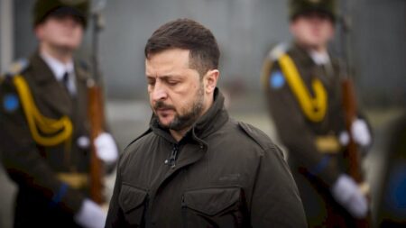 Zelensky quer negociar “o mais rápido possível’, diz Trump
