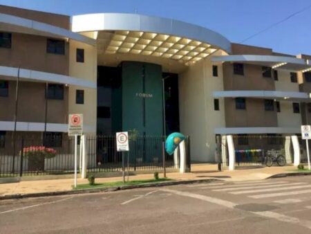 Justiça absolve sogra acusada de envenenar feijoada de genro