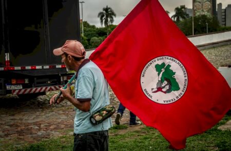 MST cobra celeridade na reforma agrária e reivindica o assentamento de 120 mil famílias que vivem em acampamentos