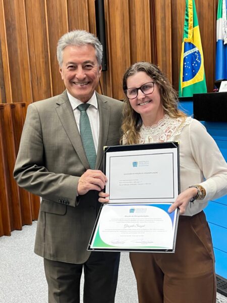 Deputado Hashioka e presidente Gerson entregam moção de congratulação a IFMS de Nova Andradina