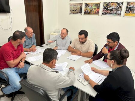 Taquarussu: Administração municipal discute ampliação de benefícios aos servidores