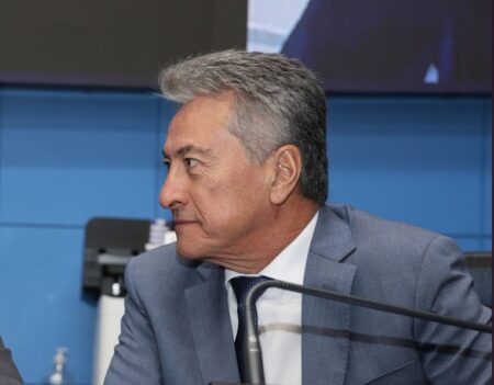 Deputado Roberto Hashioka solicita restauração da rodovia MS-162 em Dois Irmãos do Buriti