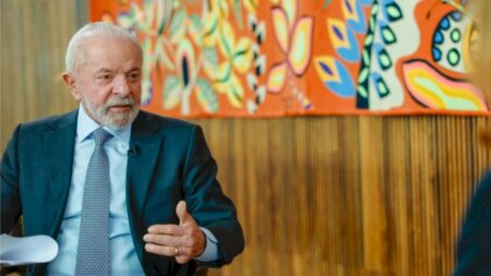 Lula diz que nunca falou com Trump e que não ia ligar para contar piada