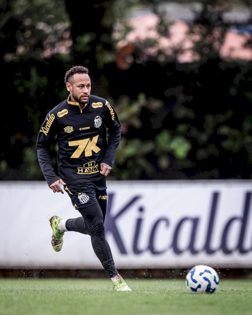 Dinheiro extra e fator Neymar: por que Santos insiste em vender mandos de campo no Brasileirão
