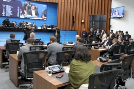 Projeto que prevê recurso a fundos estaduais será votado nesta terça-feira