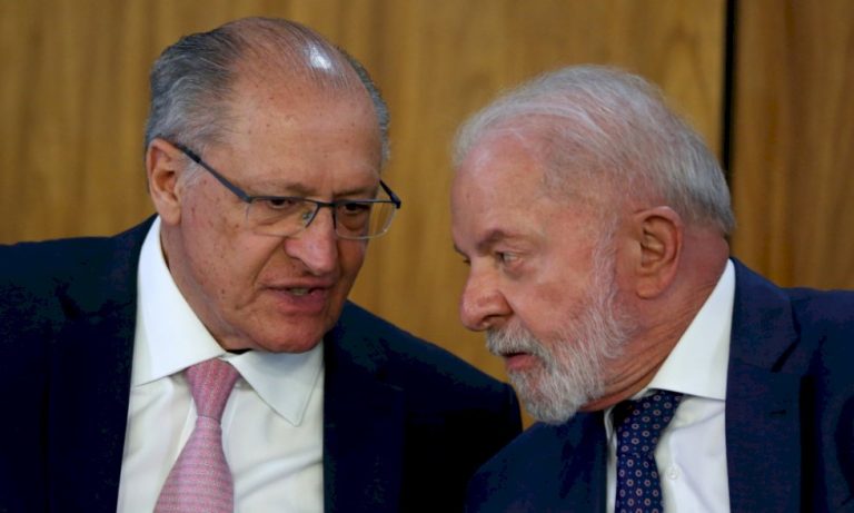 É lamentável que brasileiros continuem trabalhando contra o Brasil, afirma Alckmin