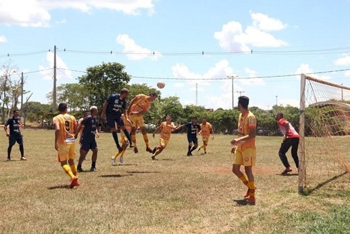 Liga Terrão começa com média de mais de 3 gols por partida