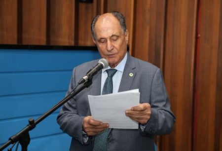 Zé Teixeira reforça compromisso e atende demandas de Ivinhema