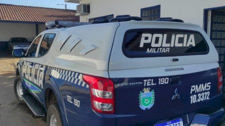 Vendedor de plano de internet invade casa e tenta abusar adolescente