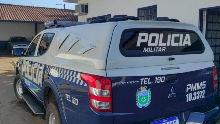 Vendedor de plano de internet invade casa e tenta abusar adolescente