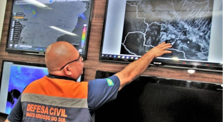 Defesa Civil testa novo sistema de alerta de emergência em celulares neste sábado em MS.