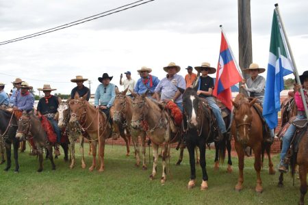3ª Cavalgada dos Amigos encerra com recorde de público em Taquarussu