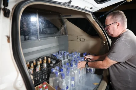 Brasil tem 14 casos confirmados de ingestão de metanol.