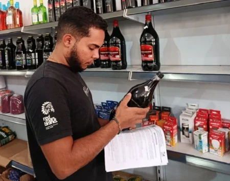Governo de MS cria força-tarefa contra risco de intoxicações por metanol.