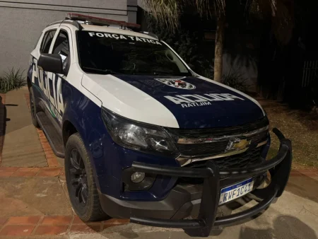 Força Tática cumpre mandado de prisão no bairro Durval Andrade Filho em Nova Andradina.