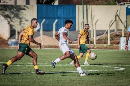 Bataguassu goleia São Gabriel e encaminha chegada à Série A.