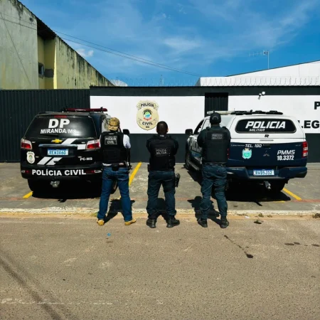 Homem é preso por estupro após invadir casa de mulher durante a madrugada em Miranda.
