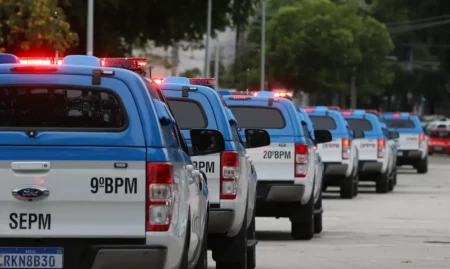 Operação no Rio deixa 18 suspeitos mortos e 56 presos.