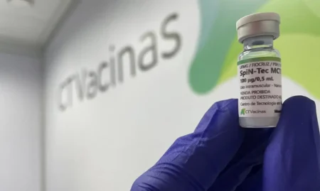NACIONAL & GERAL / SAÚDE Vacina brasileira contra covid entra na fase final de estudos.