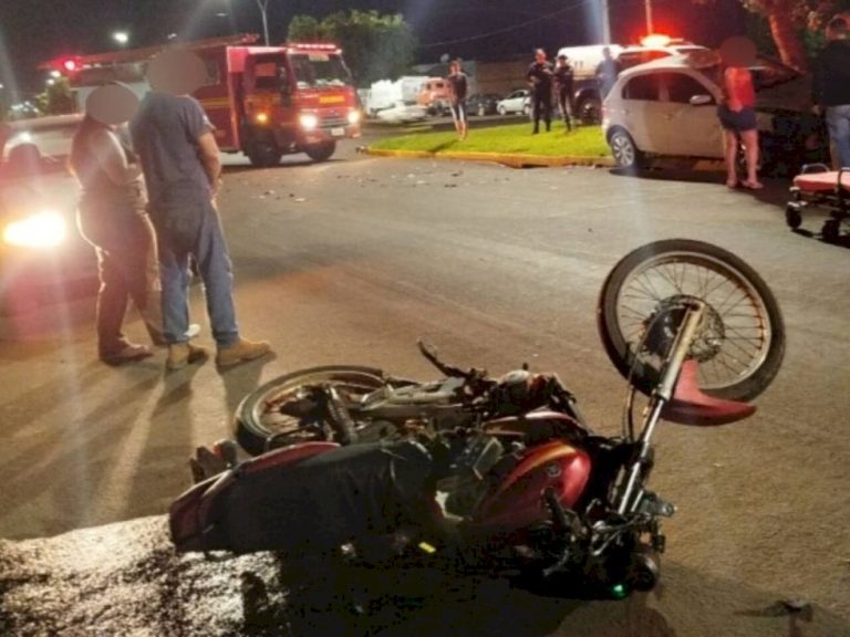 Acidente envolvendo carro e motocicleta mata rapaz de 28 anos