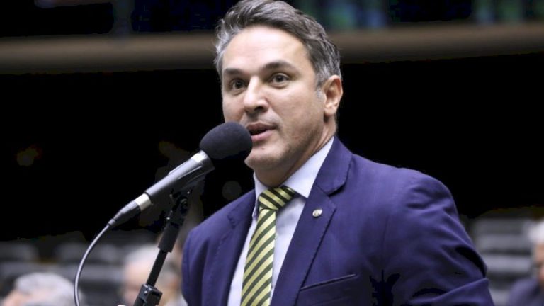 Oposição diz que prisão de Bolsonaro é “ataque à democracia”