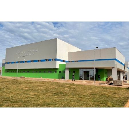Zé Teixeira cobra atendimento pediátrico especializado em Dourados