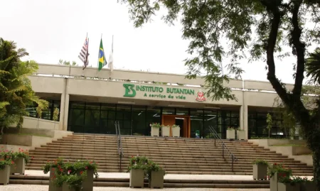 Ministério da Saúde aprova parcerias para produção de medicamentos destinados ao SUS.