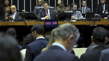 Congresso derruba 52 dos 63 vetos de Lula no licenciamento ambiental