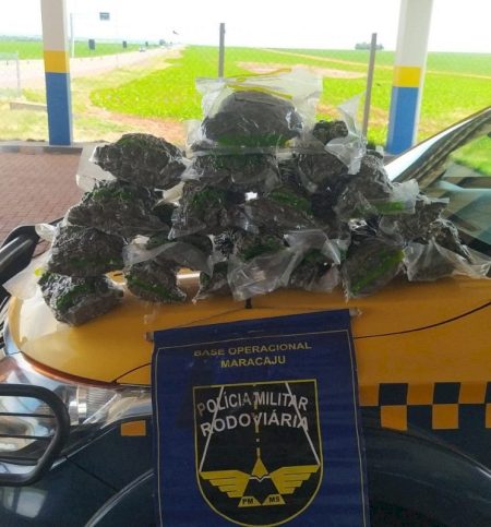 Passageiro de táxi é abordado e preso com R$ 96 mil em skunk que saiu da fronteira