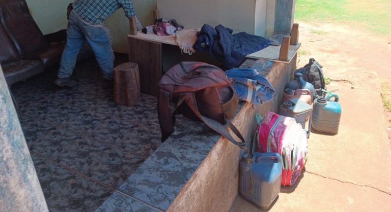 Paraguaios são resgatados de condições análogas à escravidão em lavoura de mandioca em Nova Andradina.