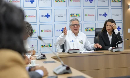 Saúde anuncia compra de 2,8 milhão de doses contra vírus sincicial.