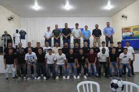 Costa Rica apresenta elenco e comissão técnica para o Campeonato Estadual.