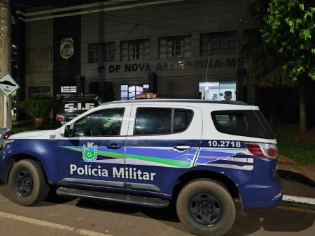 Vendedor de semi-jóias é rendido e tem motocicleta roubada em Nova Andradina.