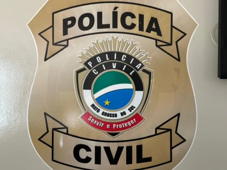 Carteira com dinheiro, documentos e cheques é furtada de residência em Nova Andradina.