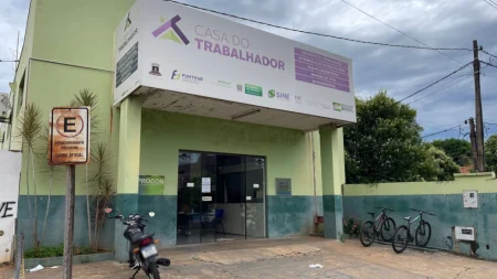 Casa do Trabalhador abre hoje e amanhã com 81 vagas de emprego em Nova Andradina.
