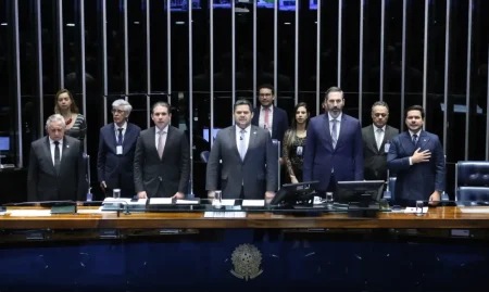 Congresso aprova Orçamento para 2026.