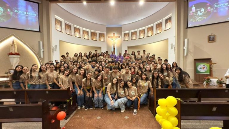 1º Retiro AdoleSantos reúne 125 jovens no Santuário Diocesano Imaculado Coração de Maria em Nova Andradina