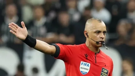CBF anuncia árbitro que irá apitar a finalíssima da Copa do Brasil; confira.