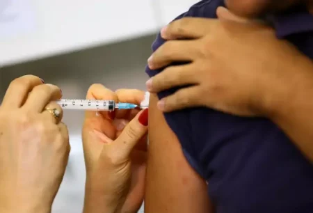 Em temporada de cruzeiros, Saúde emite alerta para o sarampo