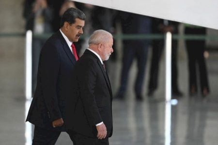 Trump sequestra a Venezuela e empurra o Brasil para o pior dos tabuleiros