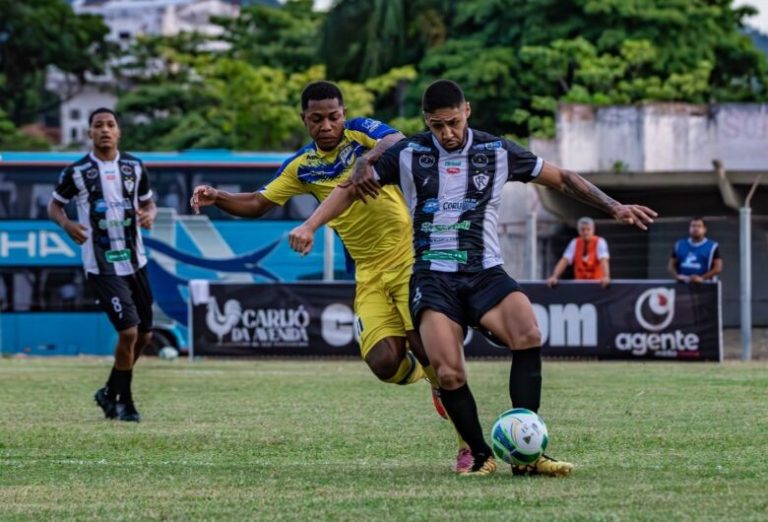Corumbaense vence DAC e volta à zona de classificação do Estadual